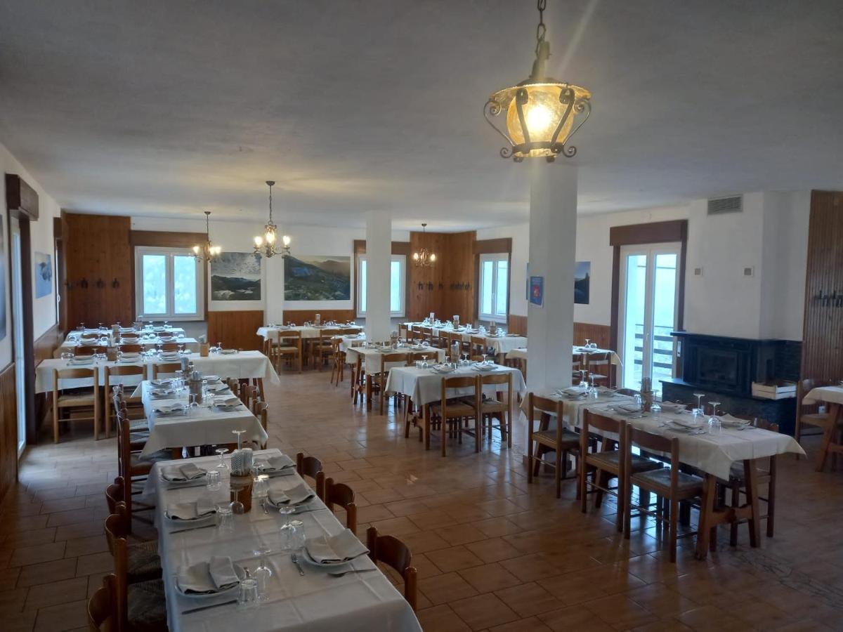 Albergo Ristorante Payarin Ormea Exteriör bild