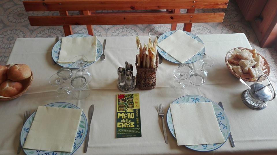 Albergo Ristorante Payarin Ormea Exteriör bild